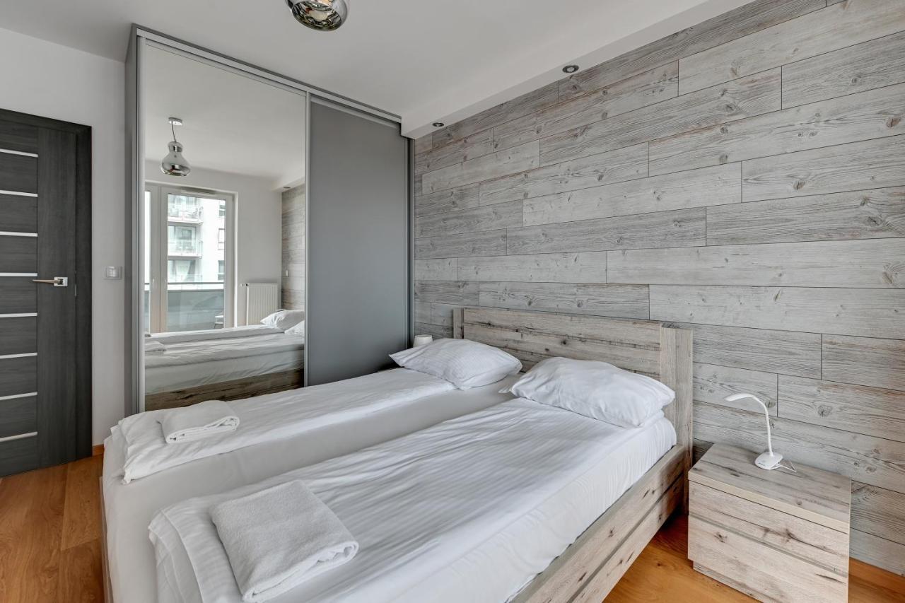 גדנסק Grand Apartments - Luxury Apartment On The 11Th Floor With A View Of The Old Town מראה חיצוני תמונה