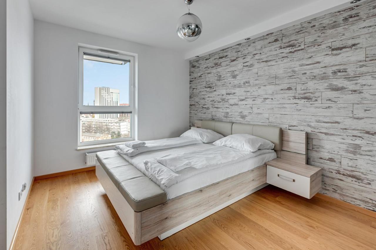 גדנסק Grand Apartments - Luxury Apartment On The 11Th Floor With A View Of The Old Town מראה חיצוני תמונה