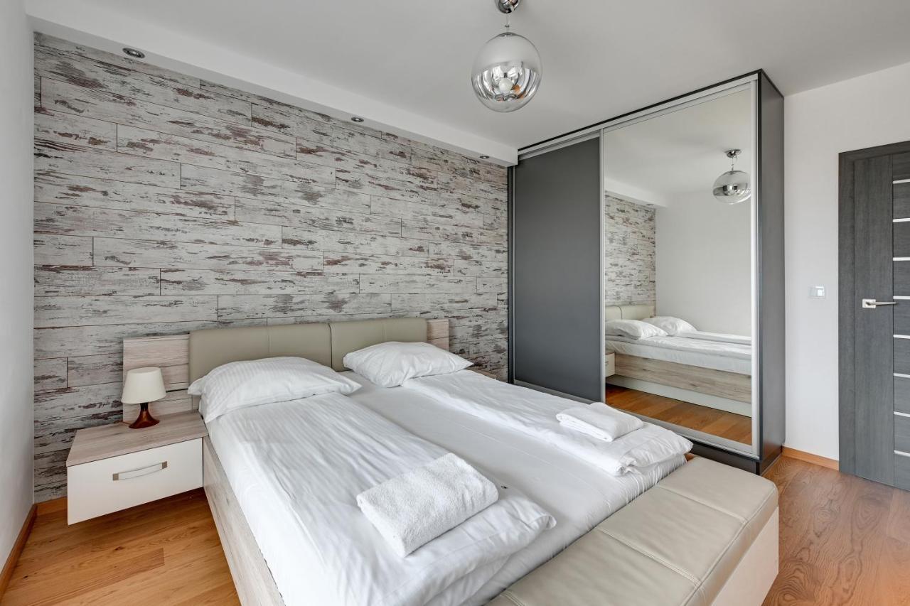 גדנסק Grand Apartments - Luxury Apartment On The 11Th Floor With A View Of The Old Town מראה חיצוני תמונה